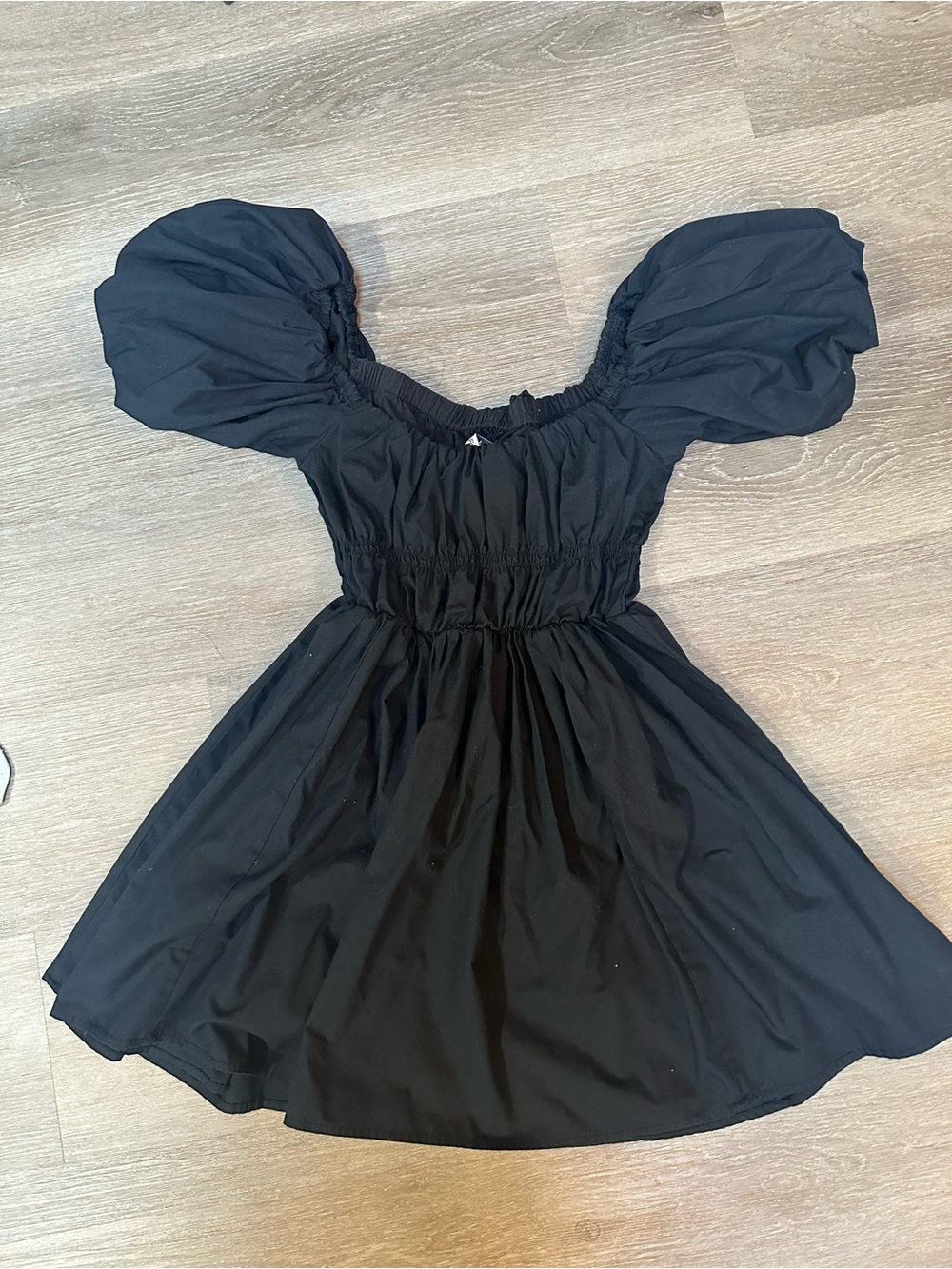 Abercrombie & Fitch Puff Sleeve Off Shoulder Mini Dress - Picture 7 of 8